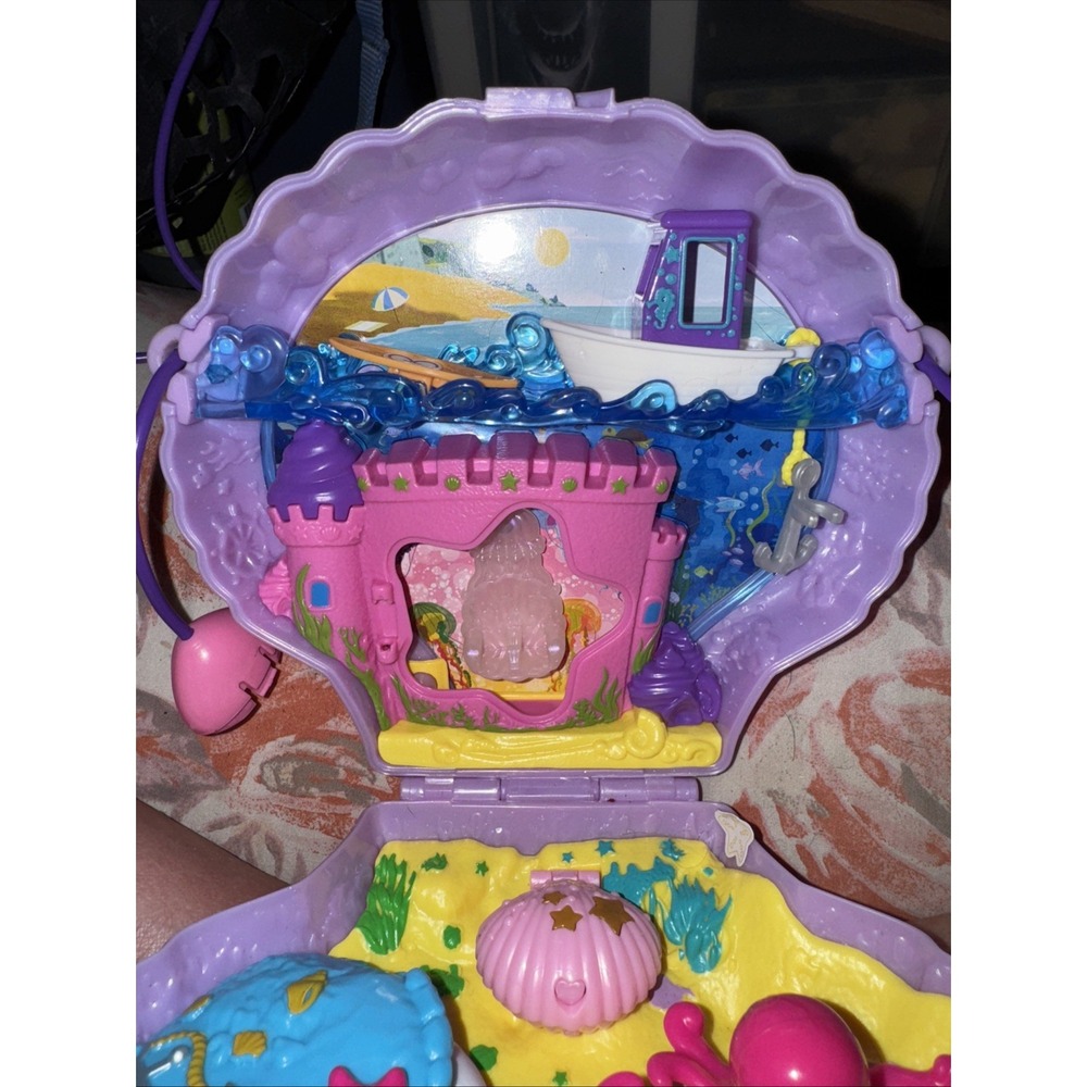 Polly Pocket Tiny Power Seashell Purse‎ Compact (Does Not Include Doll)